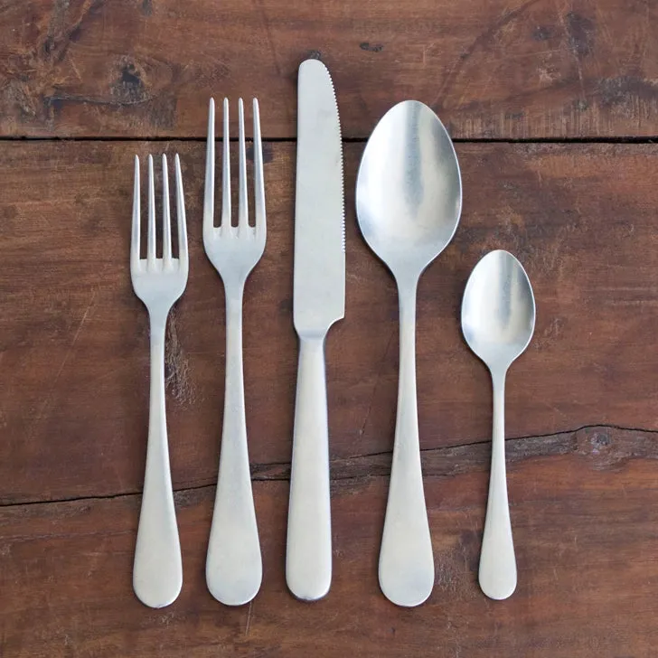 5 Piece Classic Flatware Setting