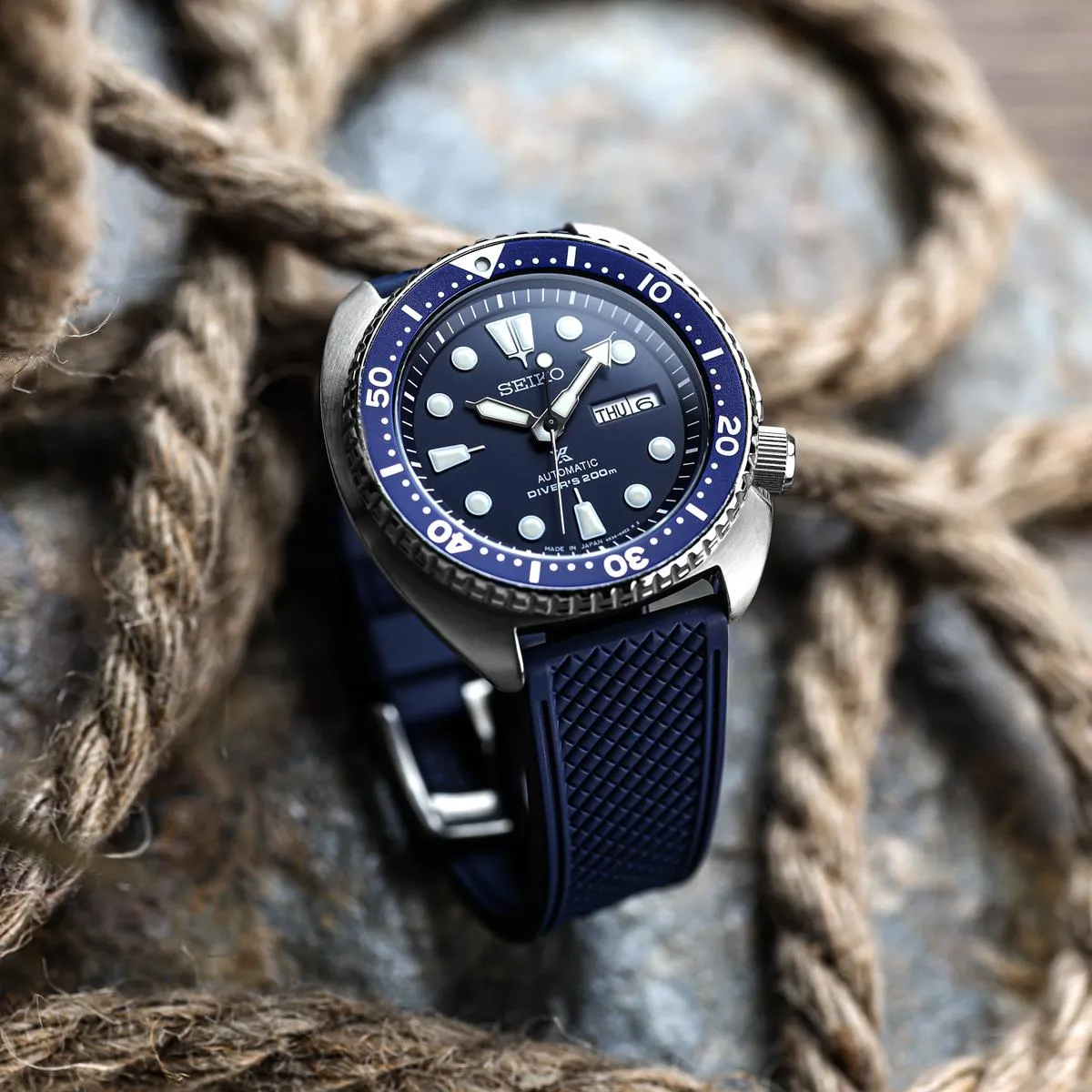 Saltdean FKM Rubber Divers Watch Strap - Navy